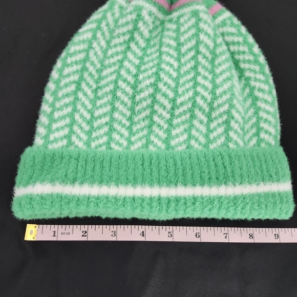 Shiraleah Chicago Womens Beanie Pom Pom Green Pink Soft Winter Ski Aspen Snow - Picture 6 of 8